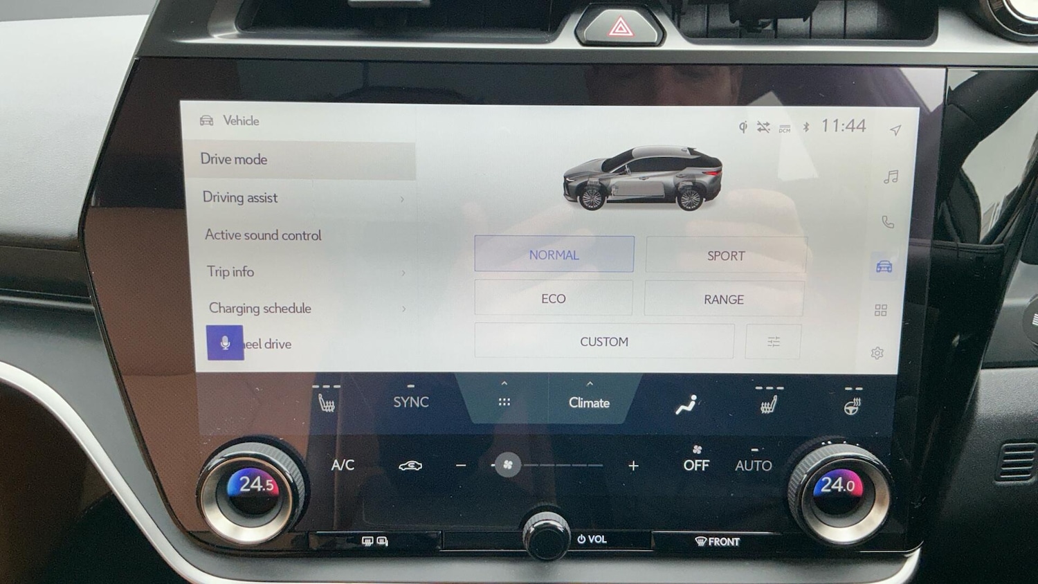 Used Lexus RZ 2024 for sale - 76121398: Photo 23