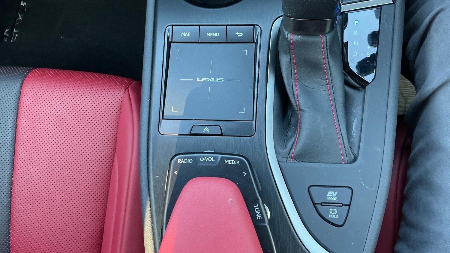 Used Lexus UX 2022 for sale - 77939824: Photo 38