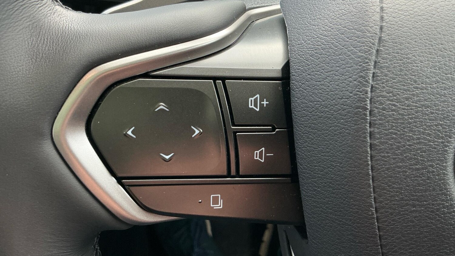 Used Lexus NX 2025 for sale - 76952597: Photo 37