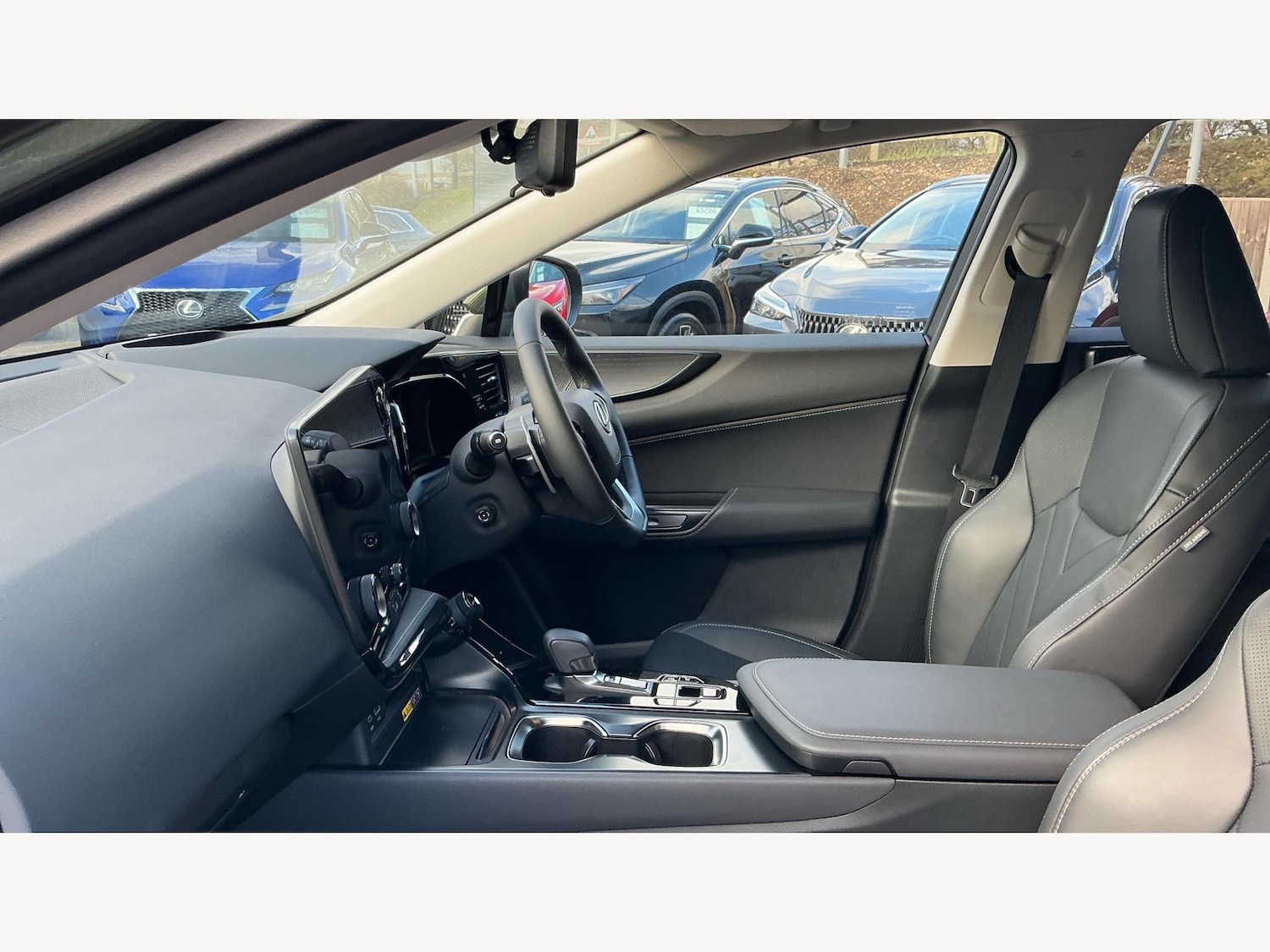 Used Lexus NX 2025 for sale - 76952597: Photo 8