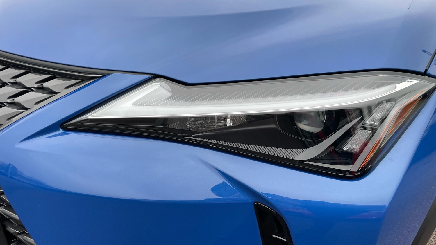 Used Lexus UX 2024 for sale - 76398783: Photo 32