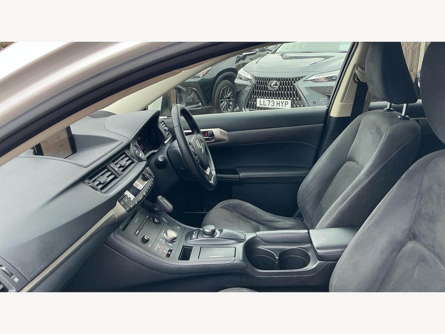 Used Lexus CT 2016 for sale - 76926030: Photo 8