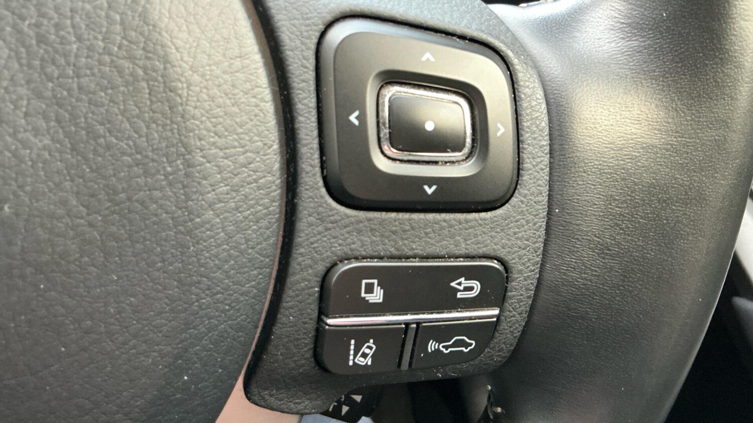 Used Lexus NX 2019 for sale - 76825071: Photo 35