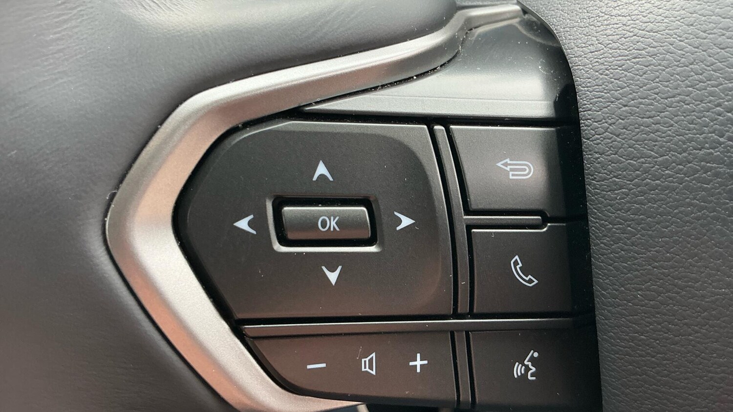 Used Lexus NX 2023 for sale - 76137919: Photo 36