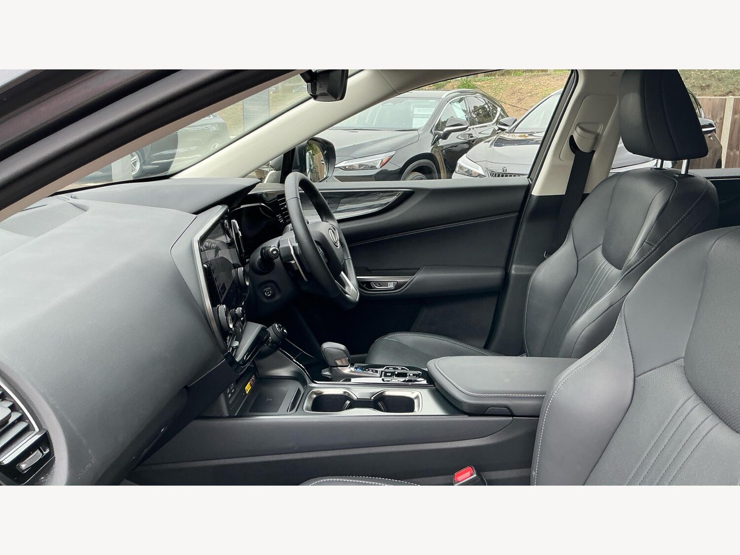 Used Lexus NX 2023 for sale - 76137919: Photo 8