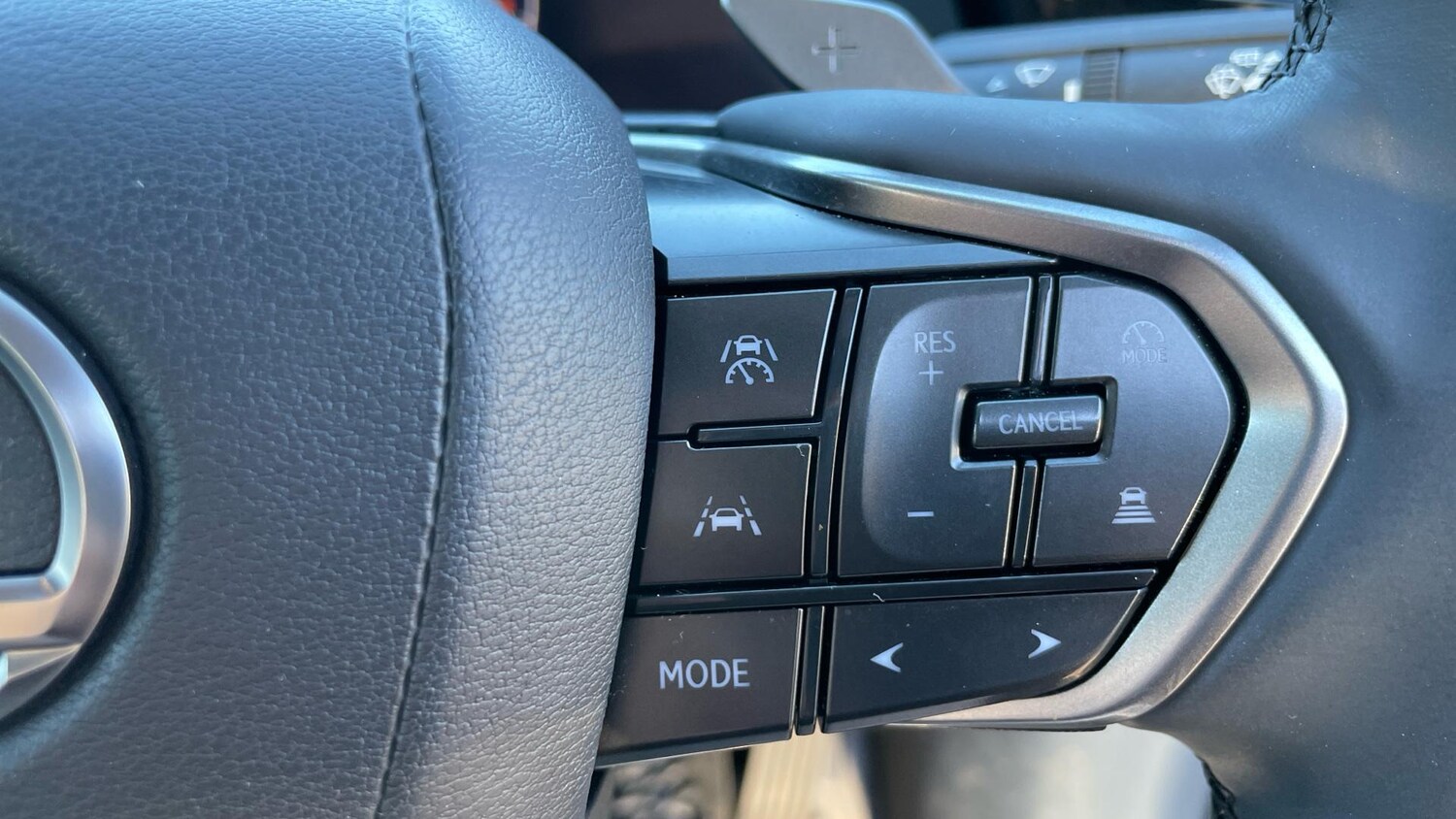 Used Lexus RZ for sale - 78205441: Photo 32