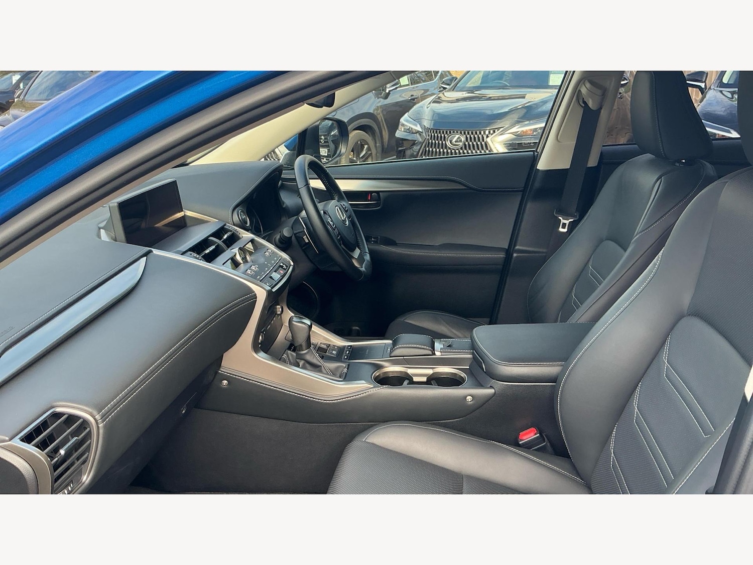 Used Lexus NX 2018 for sale - 75927704: Photo 8