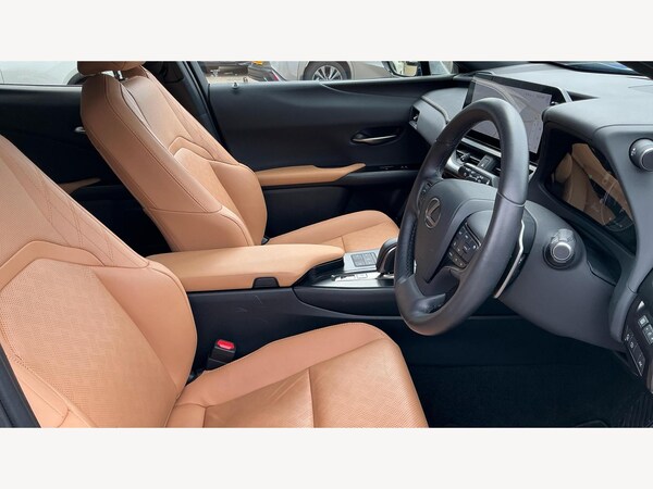 Used Lexus UX 2024 for sale - 76270619: Photo 15