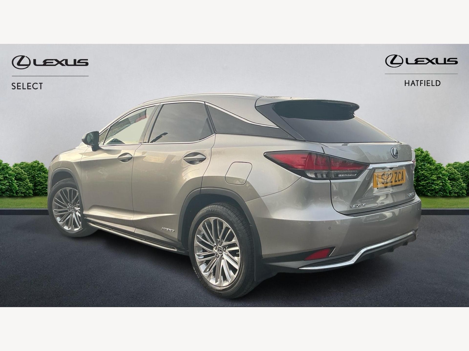 Used Lexus RX 2022 for sale - 76612764: Photo 2