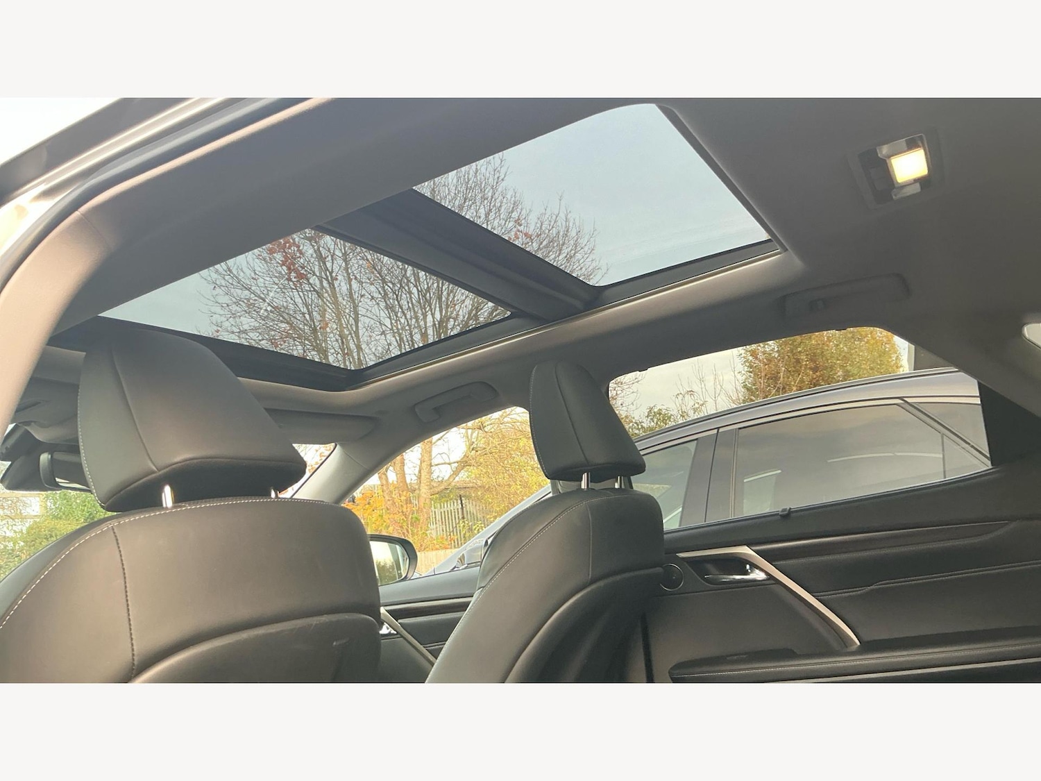 Used Lexus RX 2022 for sale - 76612764: Photo 27