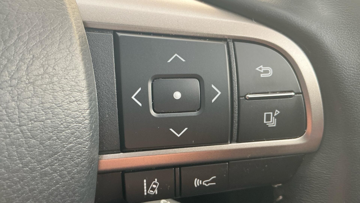 Used Lexus RX 2022 for sale - 76612764: Photo 36