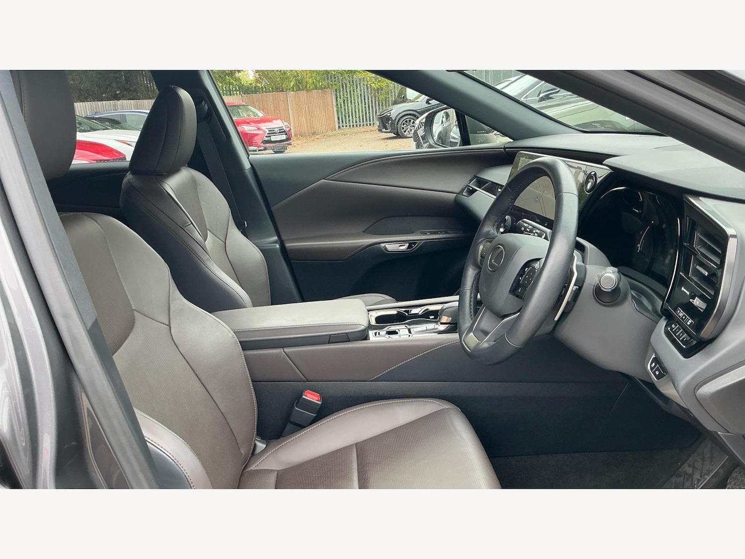 Used Lexus RX 2024 for sale - 76138597: Photo 15