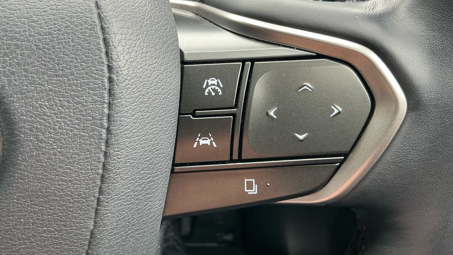 Used Lexus RX 2024 for sale - 76138597: Photo 35