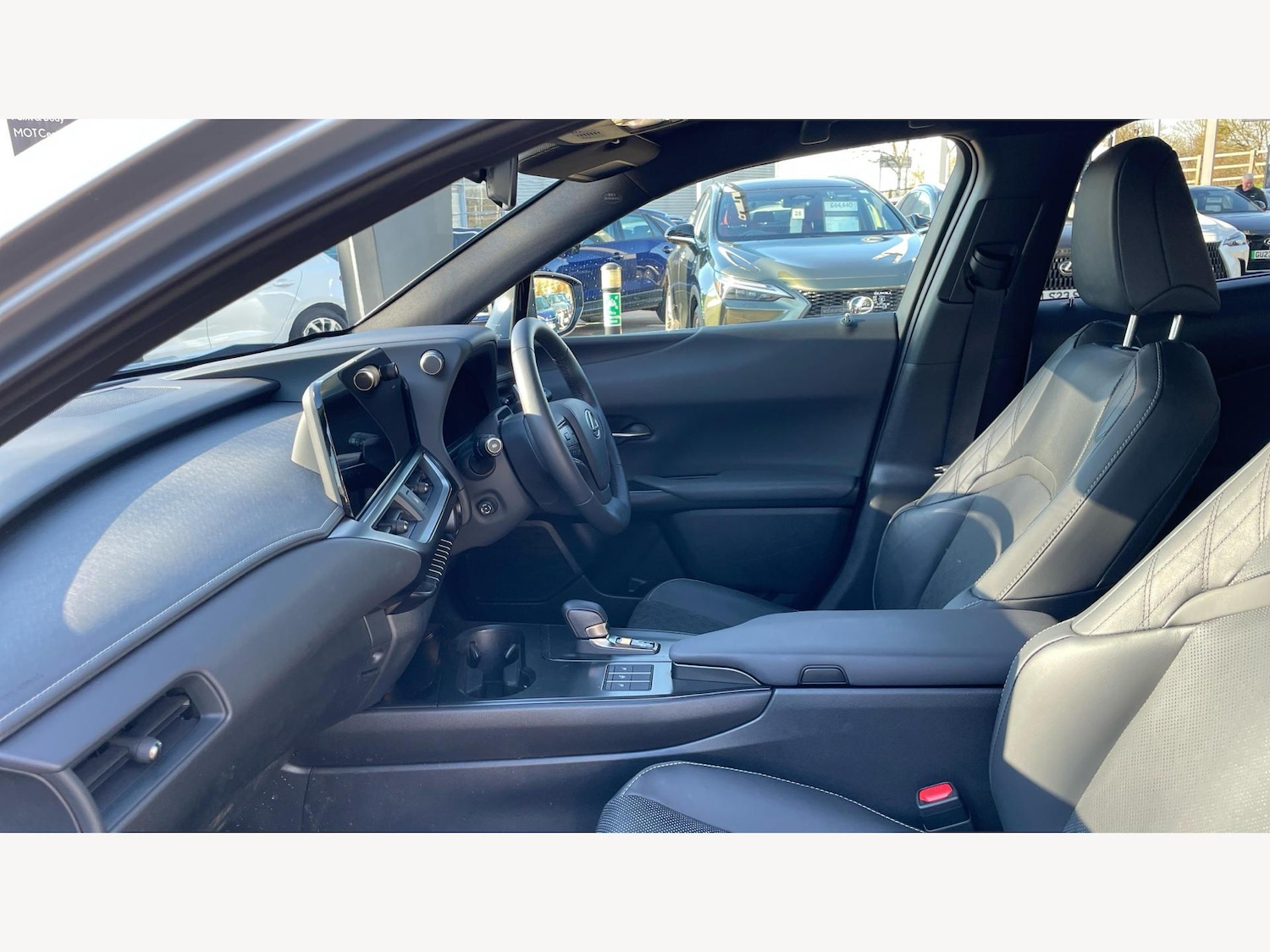 Used Lexus UX 2024 for sale - 76991485: Photo 8