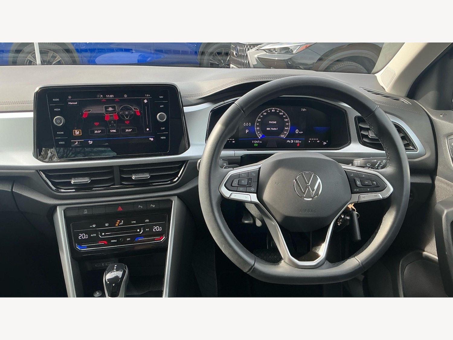 Used Volkswagen T-Roc 2023 for sale - 77970390: Photo 10