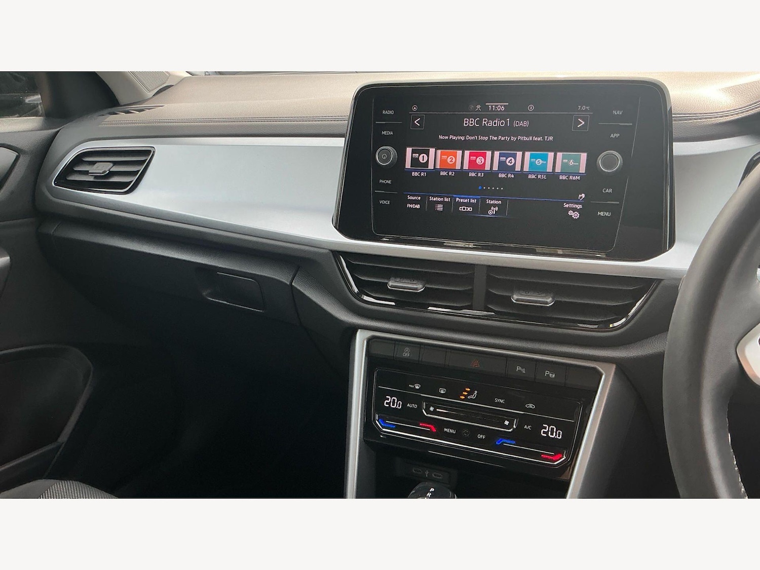 Used Volkswagen T-Roc 2023 for sale - 77970390: Photo 27