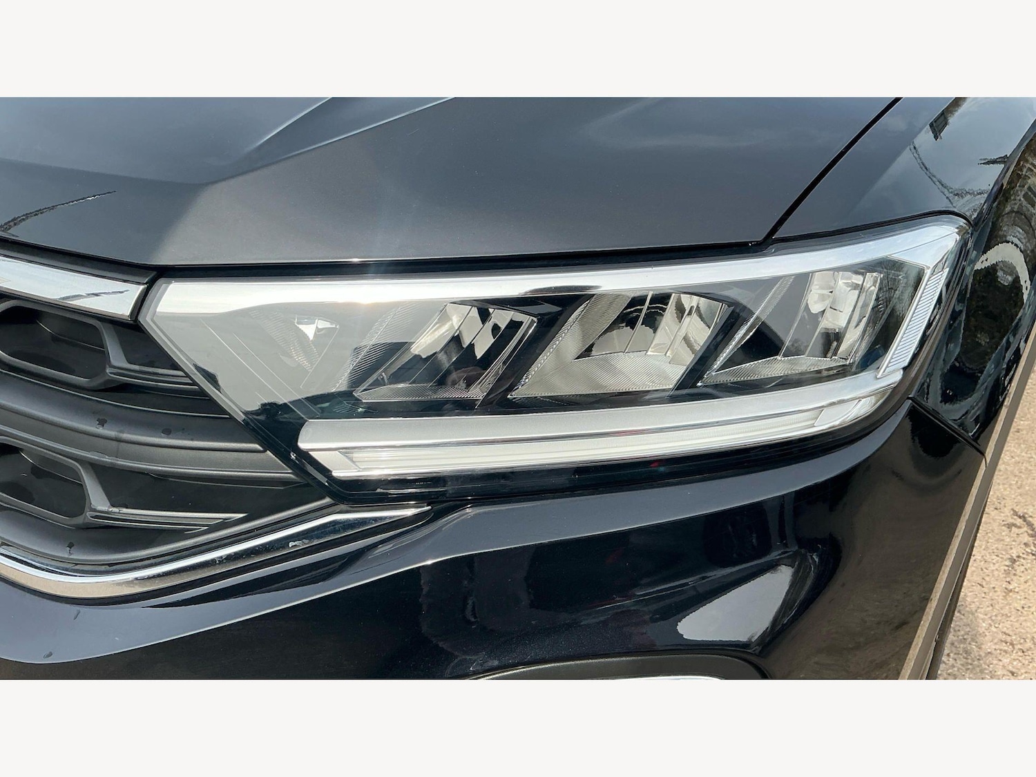 Used Volkswagen T-Roc 2023 for sale - 77970390: Photo 29