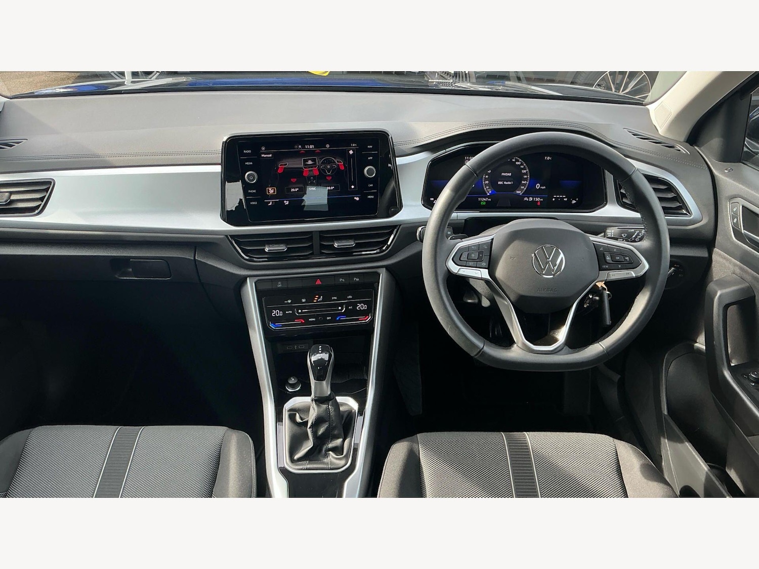 Used Volkswagen T-Roc 2023 for sale - 77970390: Photo 9