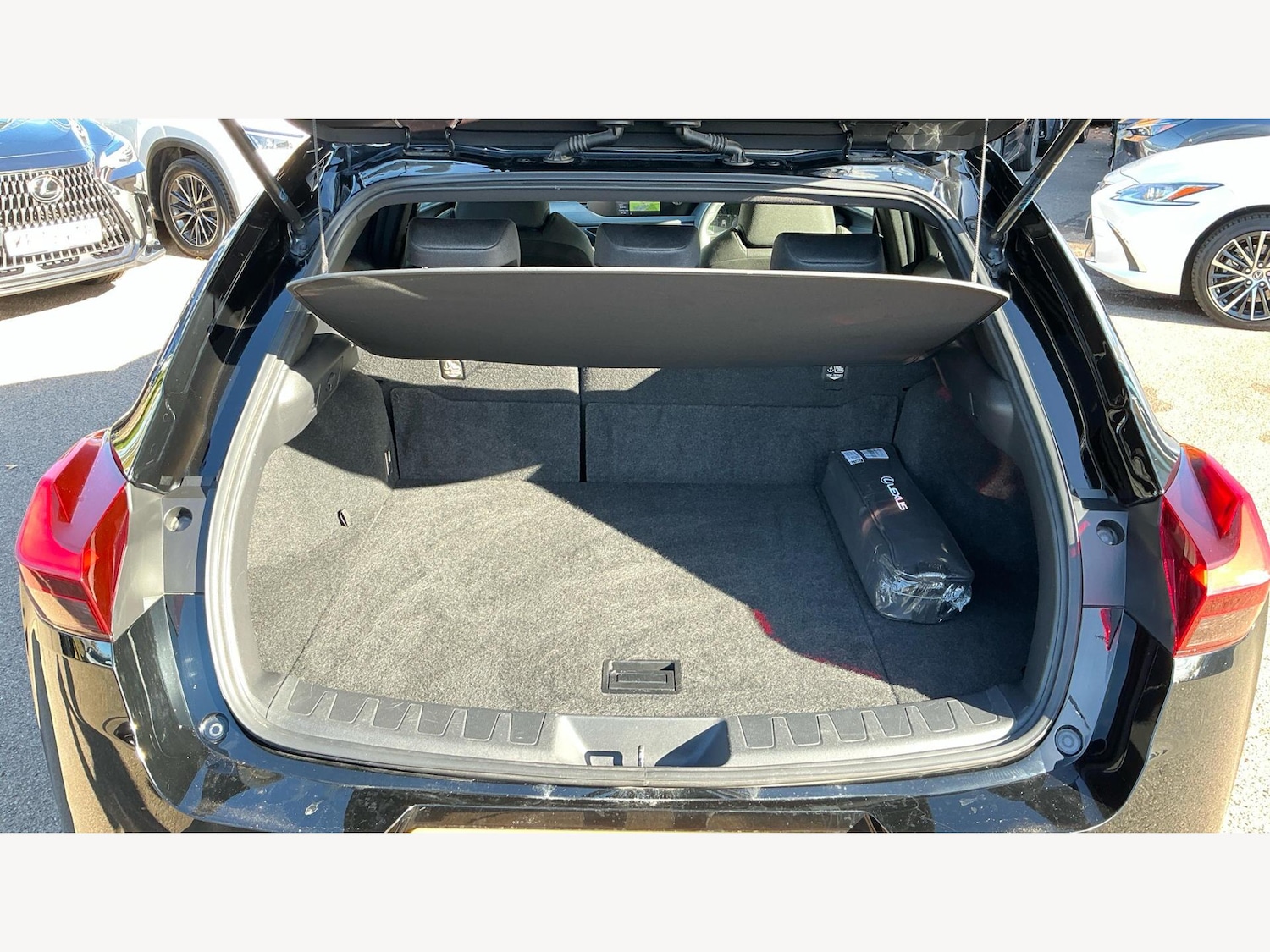 Used Lexus UX 2021 for sale - 76632944: Photo 17
