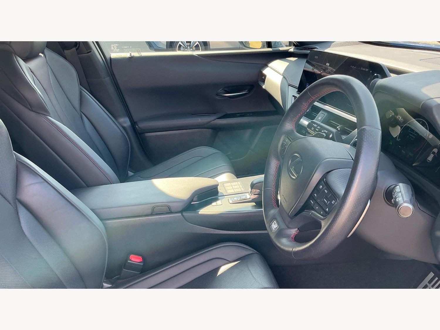 Used Lexus UX 2025 for sale - 76446716: Photo 15