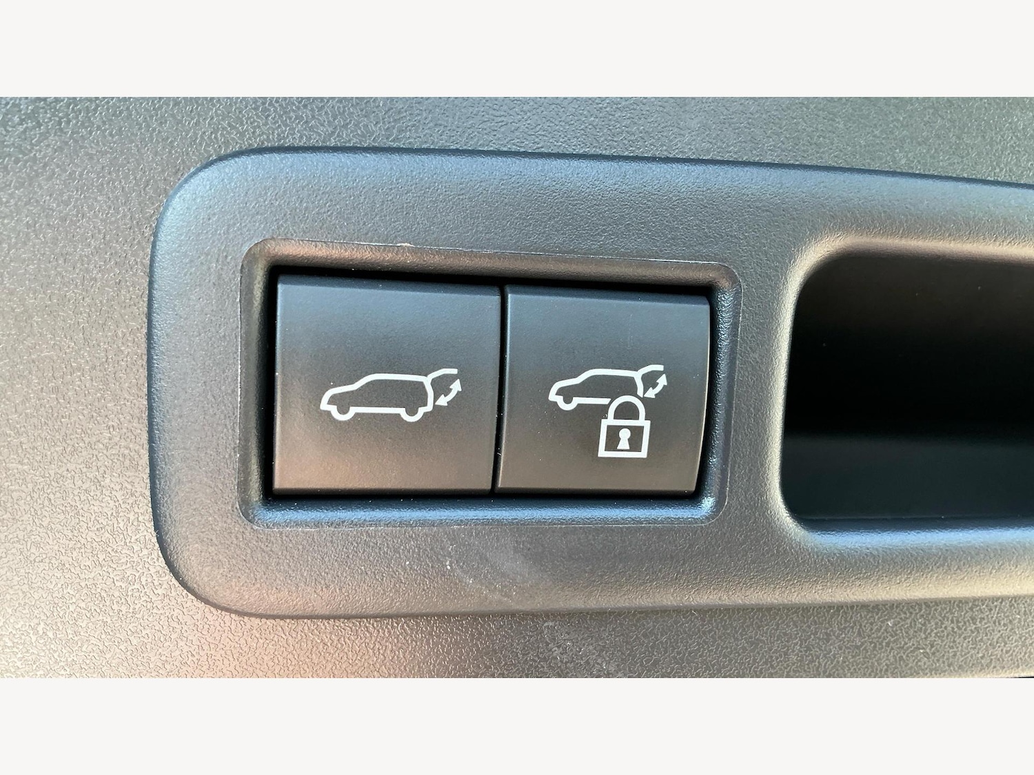 Used Lexus UX 2025 for sale - 76446716: Photo 29