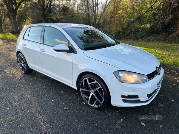 Used Volkswagen Golf 2015 for sale - 76667750: Photo 1