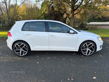 Used Volkswagen Golf 2015 for sale - 76667750: Photo