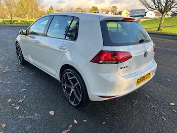 Used Volkswagen Golf 2015 for sale - 76667750: Photo