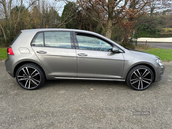 Used Volkswagen Golf 2015 for sale - 76927195: Photo 2