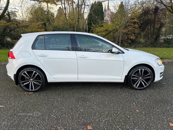 Used Volkswagen Golf 2014 for sale - 76729139: Photo 2