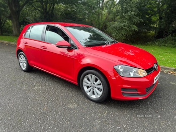 Volkswagen - Golf