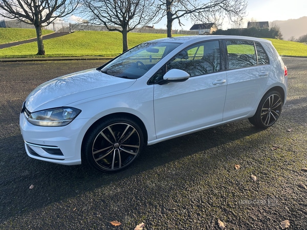 Used Volkswagen Golf 2017 for sale - 76927393: Photo 5