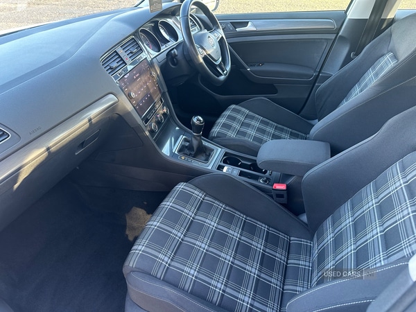 Used Volkswagen Golf 2017 for sale - 76927393: Photo 7