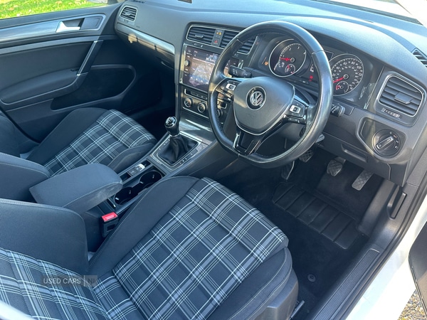 Used Volkswagen Golf 2017 for sale - 76927393: Photo 8