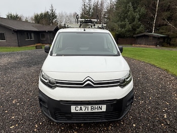 Used Citroen Berlingo 2021 for sale - 76982807: Photo