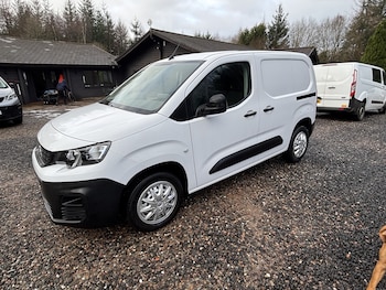 Used Peugeot Partner 2023 for sale - 77350143: Photo