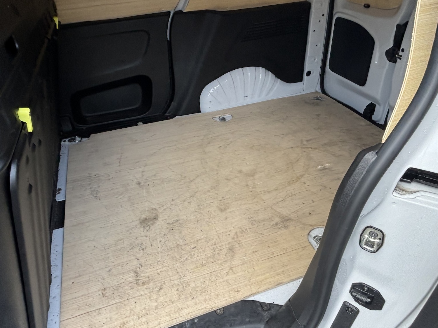 Used Peugeot Partner 2023 for sale - 77350143: Photo 9