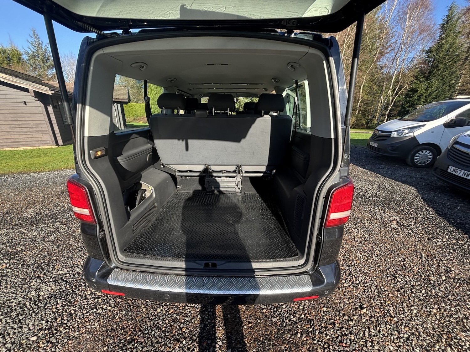 Used Volkswagen Transporter Shuttle 2011 for sale - 77603407: Photo 10