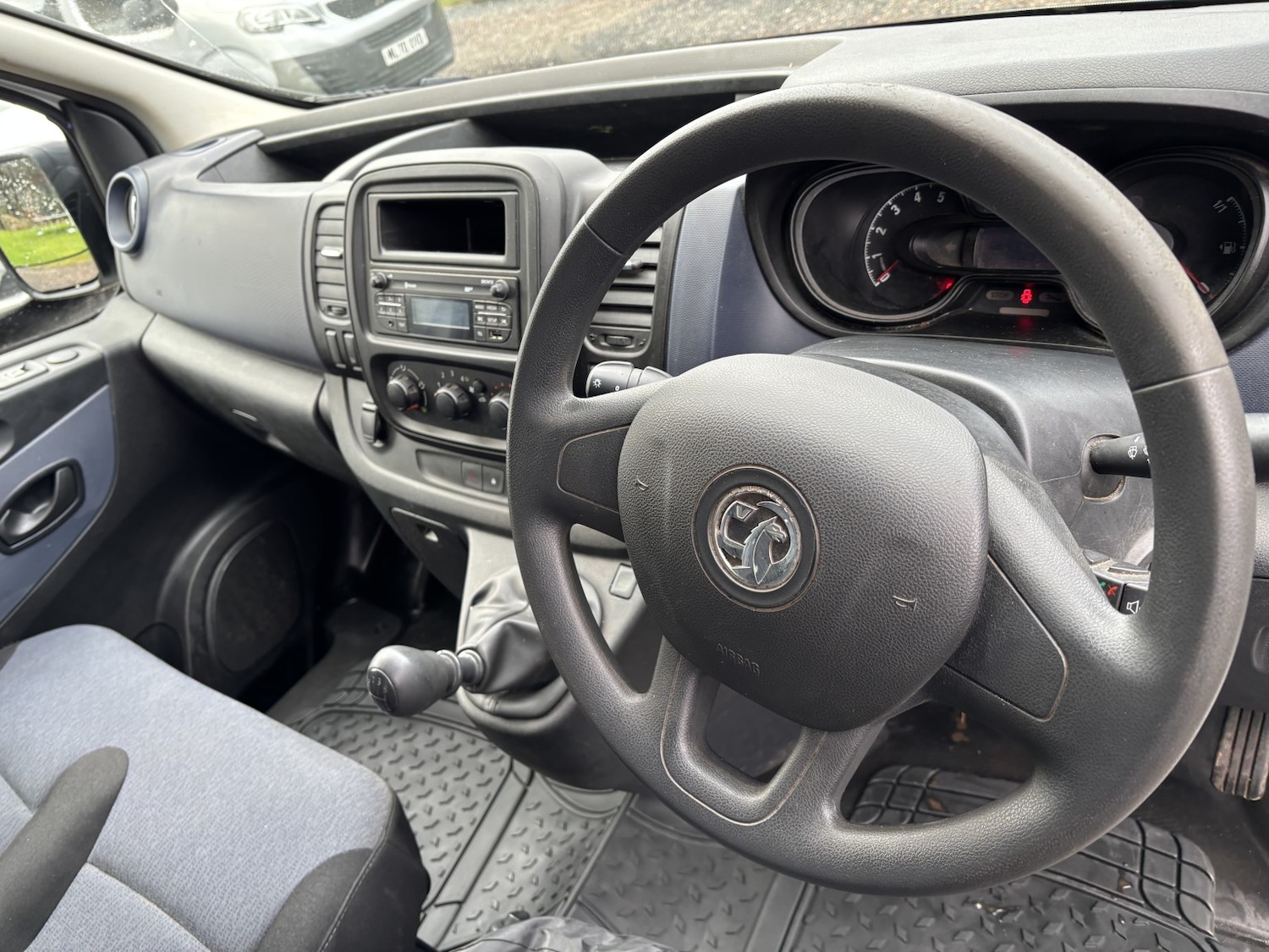 Used Vauxhall Vivaro 2018 for sale - 77541660: Photo 6