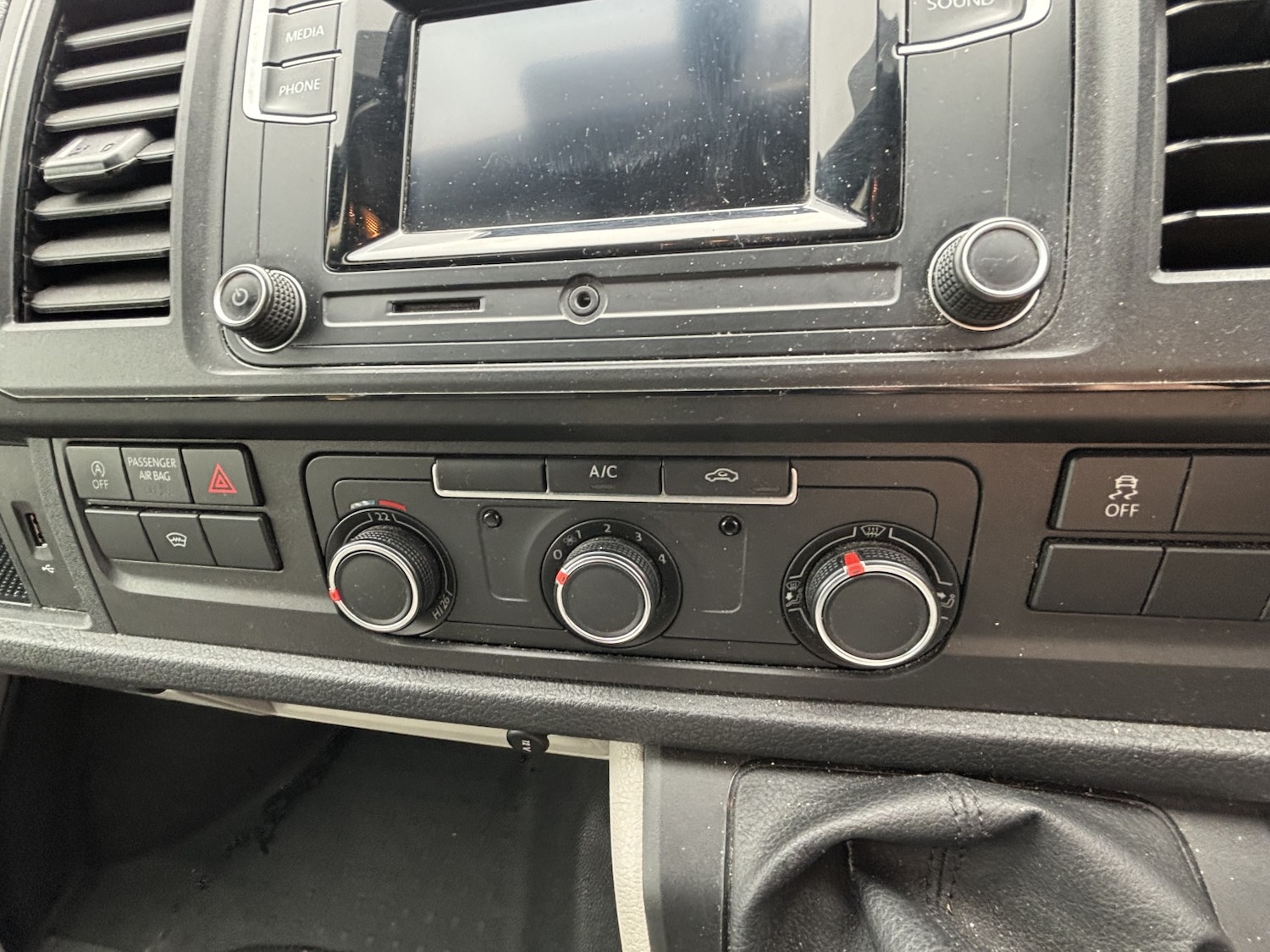 Used Volkswagen Transporter 2019 for sale - 78145850: Photo 22