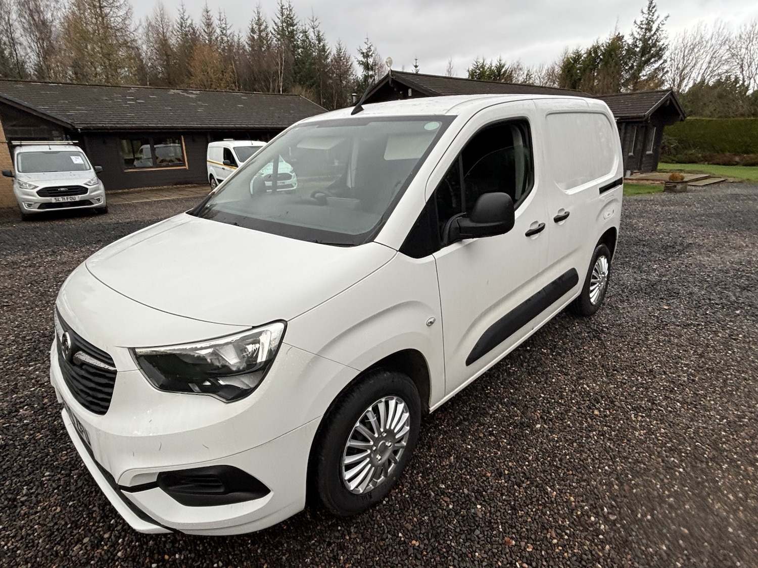 Used Vauxhall Combo 2020 for sale - 77028025: Photo 3