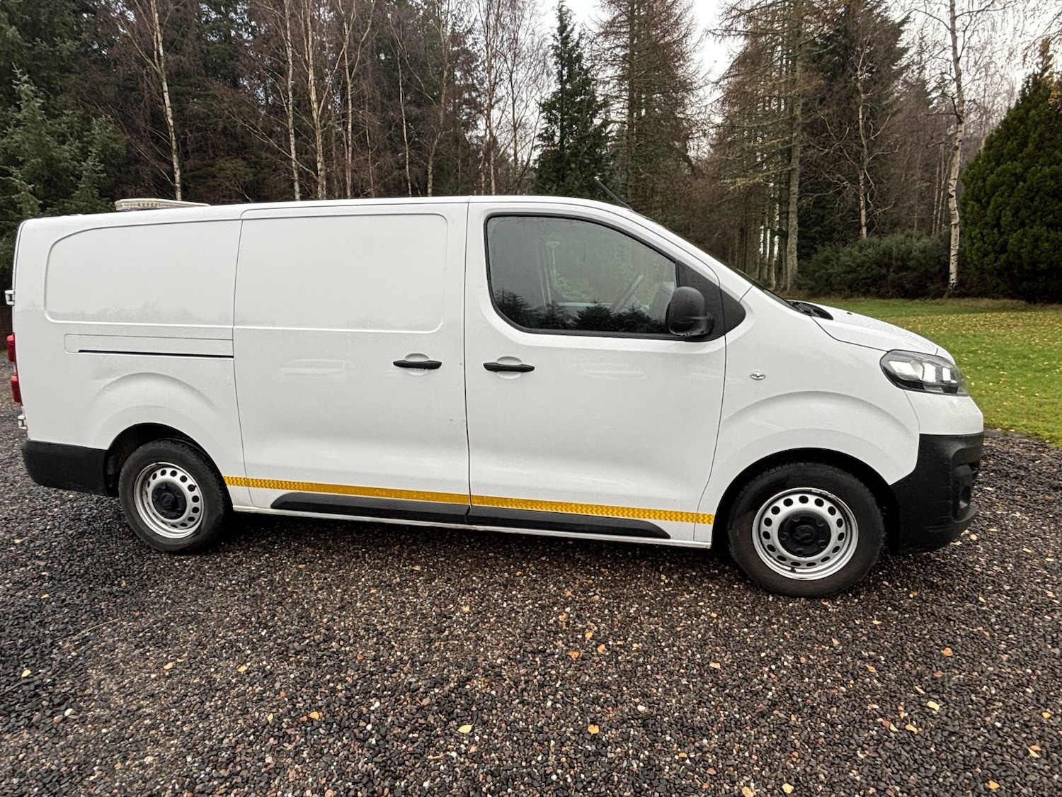 Used Vauxhall Vivaro 2022 for sale - 77135909: Photo 4