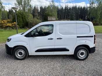 Used Citroen Berlingo 2024 for sale - 78545728: Photo