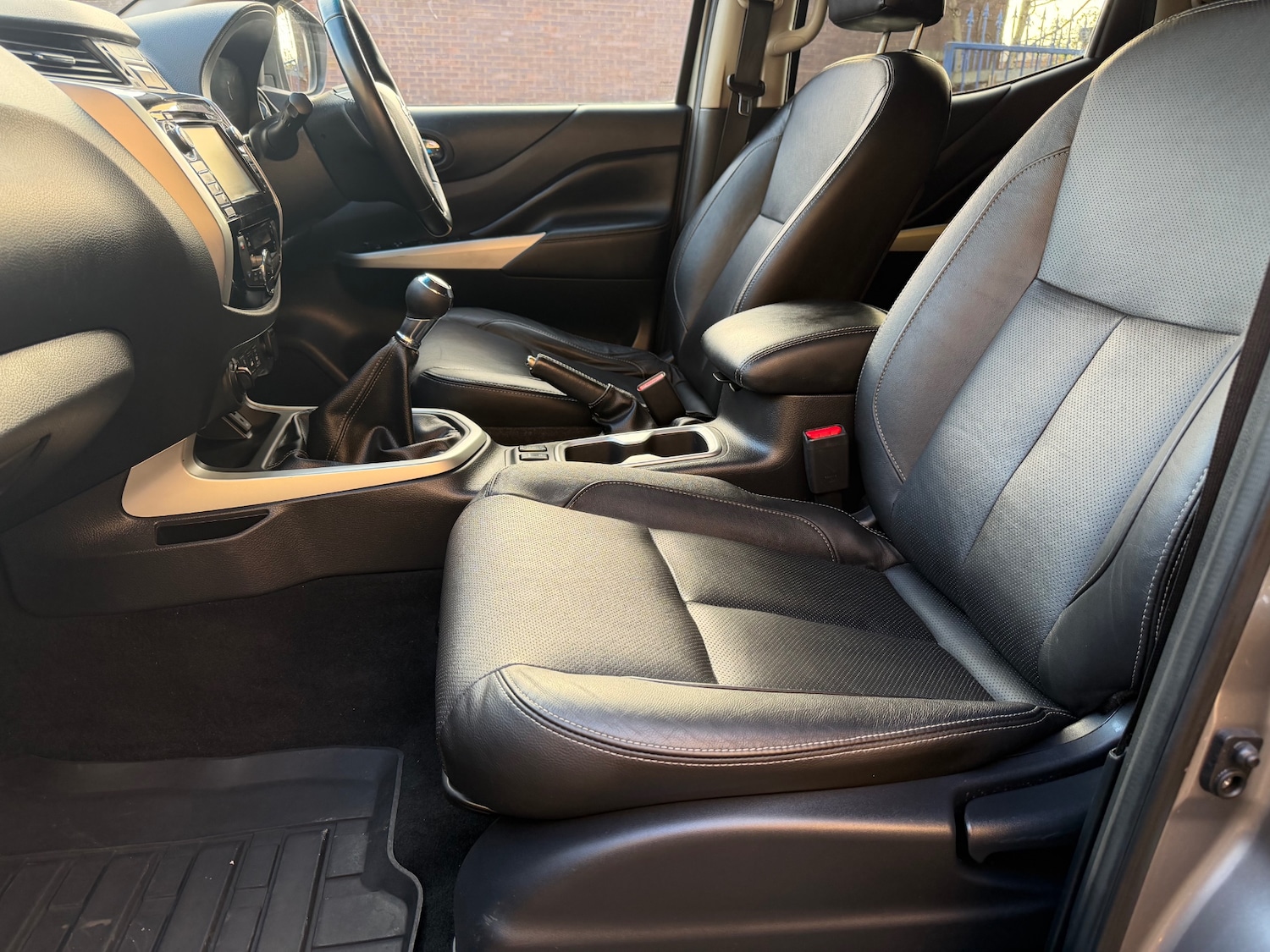 Used Nissan Navara 2016 for sale - 77638715: Photo 11