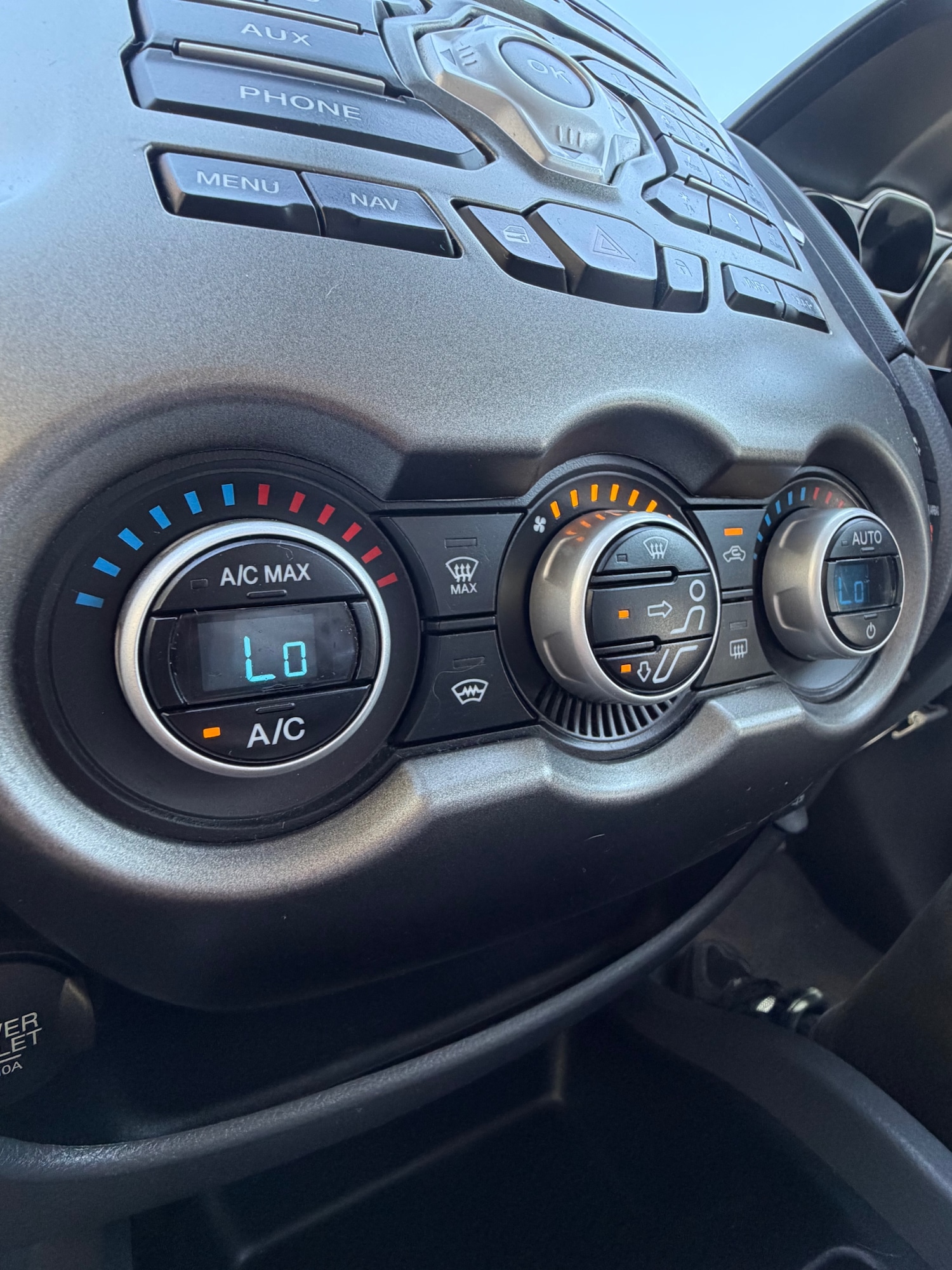 Used Ford Ranger 2014 for sale - 77932335: Photo 11