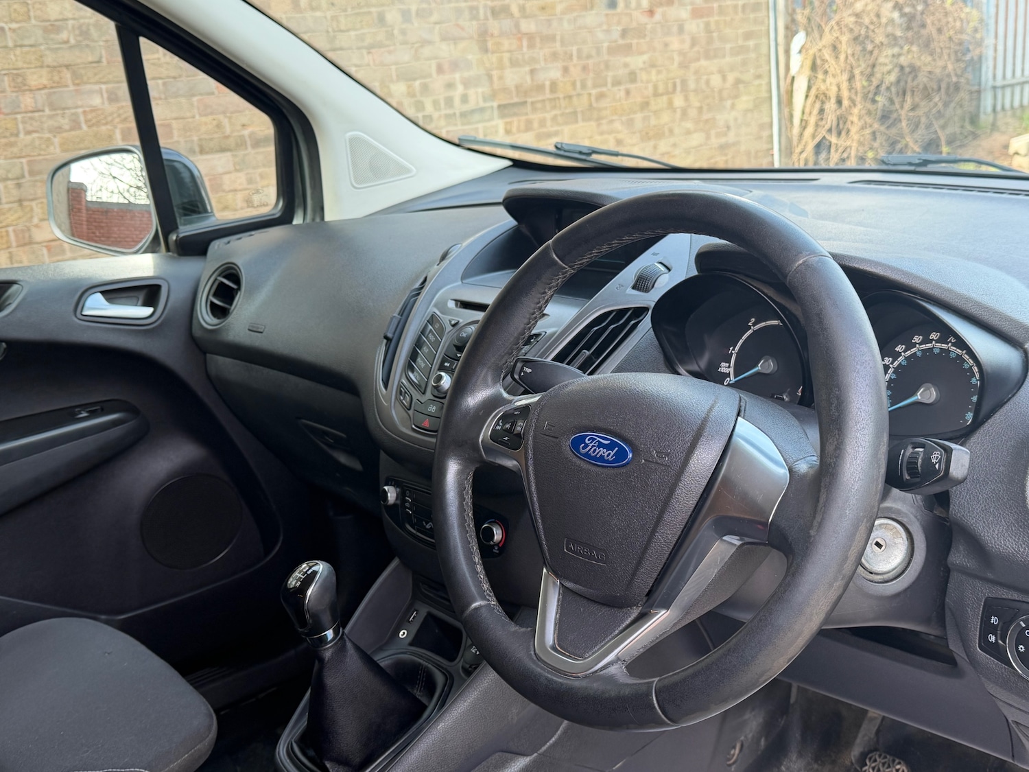 Used Ford Transit Courier 2015 for sale - 77733355: Photo 10