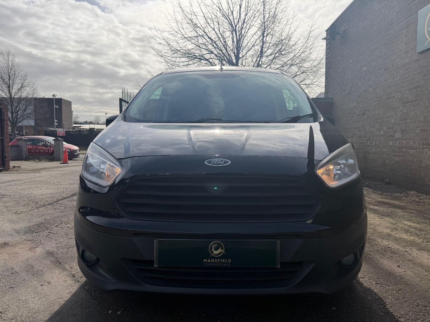 Used Ford Transit Courier 2015 for sale - 77733355: Photo 2