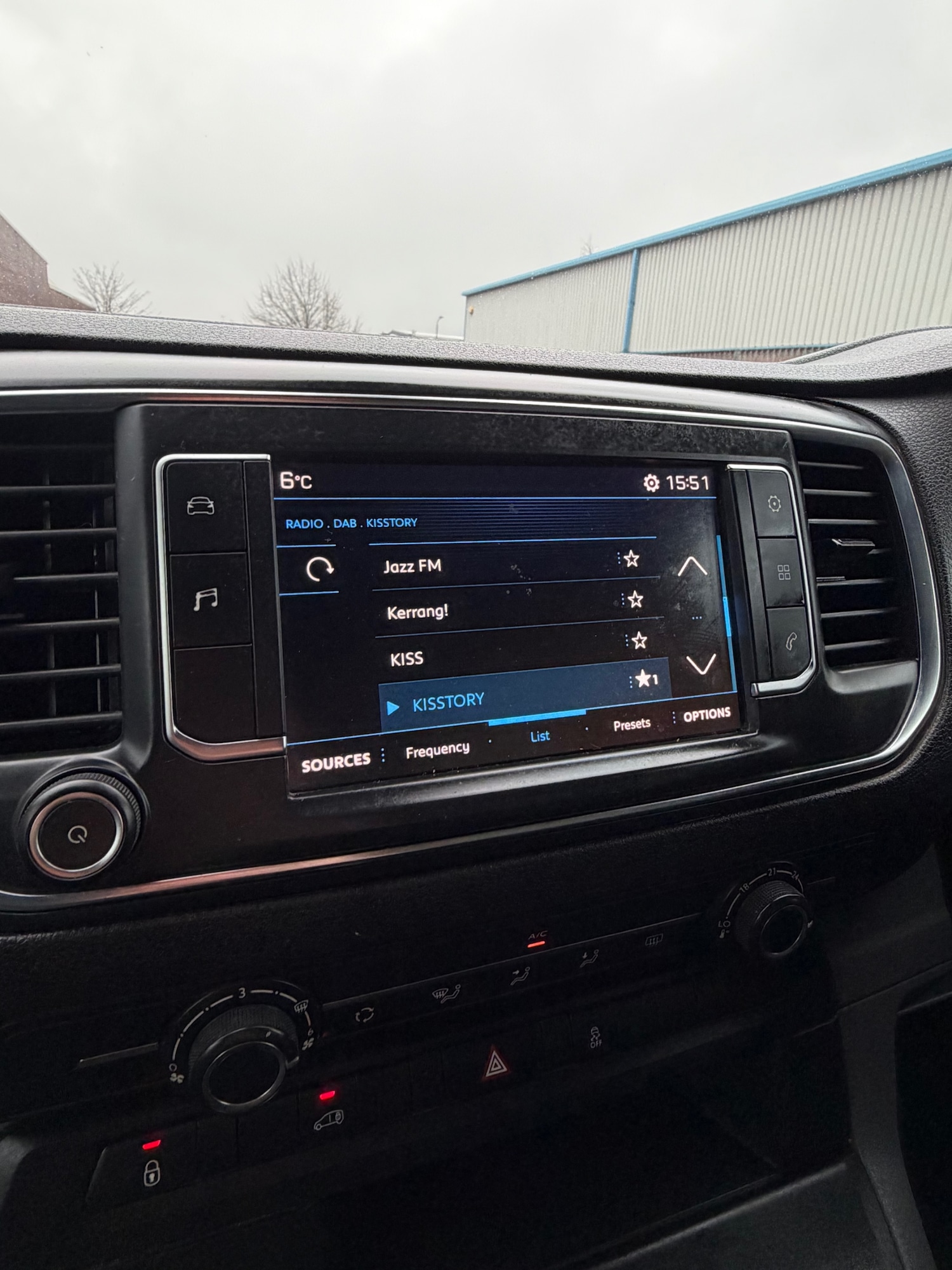 Used Peugeot Expert 2017 for sale - 77607001: Photo 11