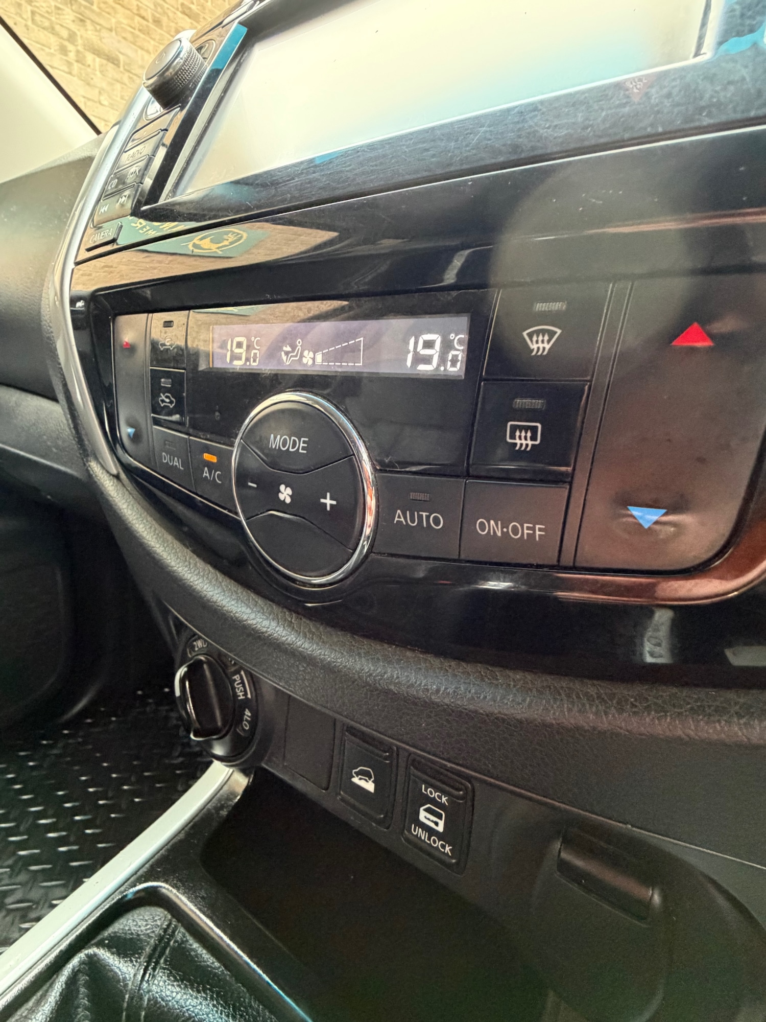 Used Nissan Navara 2016 for sale - 78121695: Photo 15