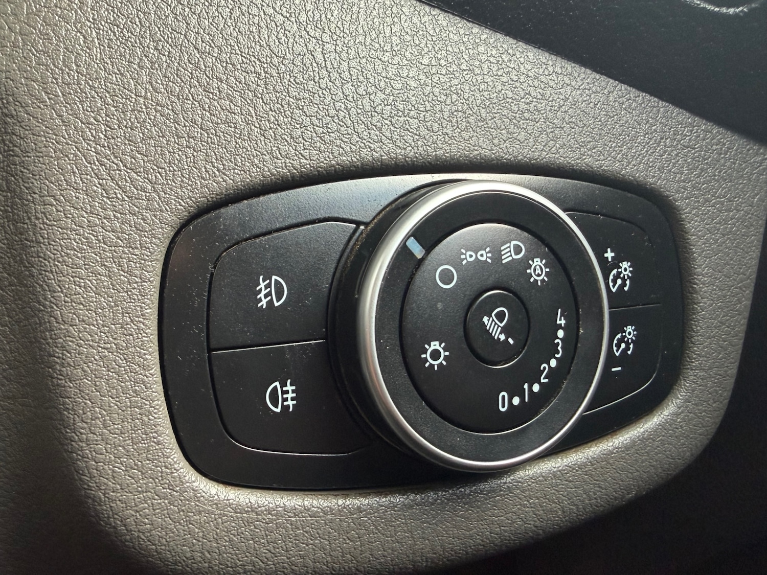 Used Ford Transit Connect 2019 for sale - 78145646: Photo 17